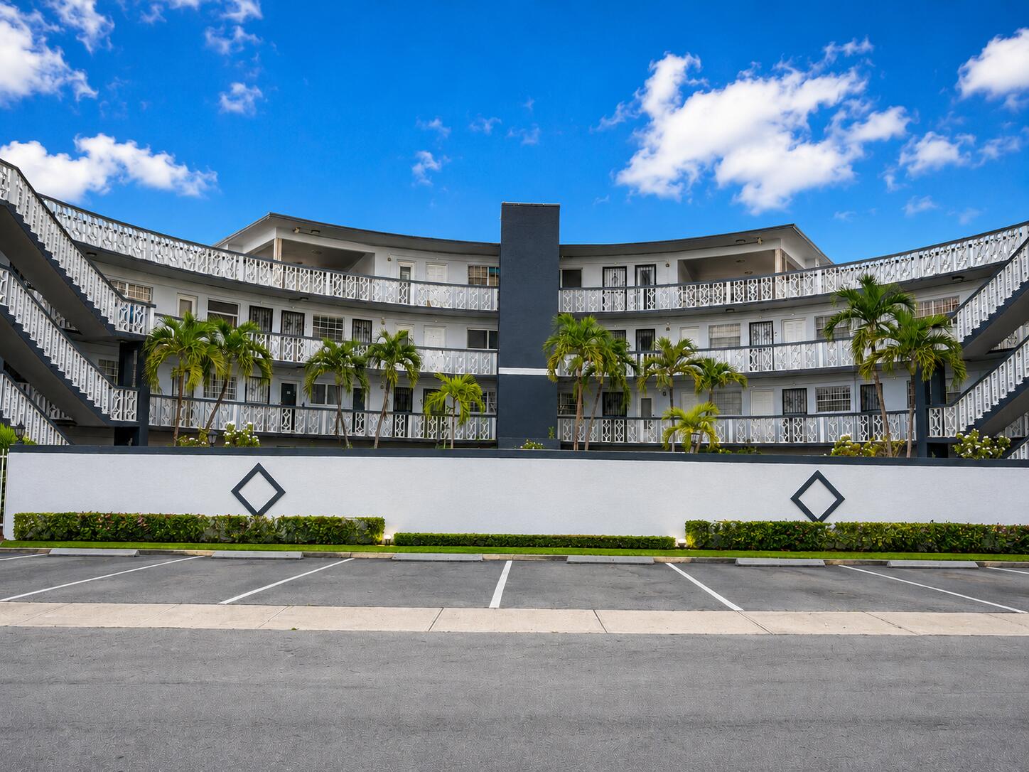 11 SW 52nd Avenue 7b, Coral Gables, FL 33134, Coral Gables