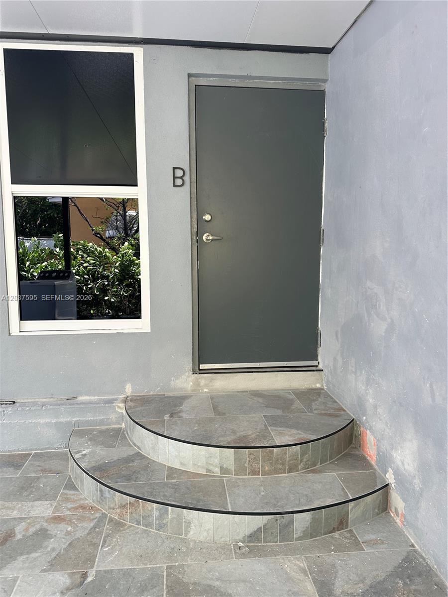 1628 NW 15th Street B, Miami, FL 33125, Miami