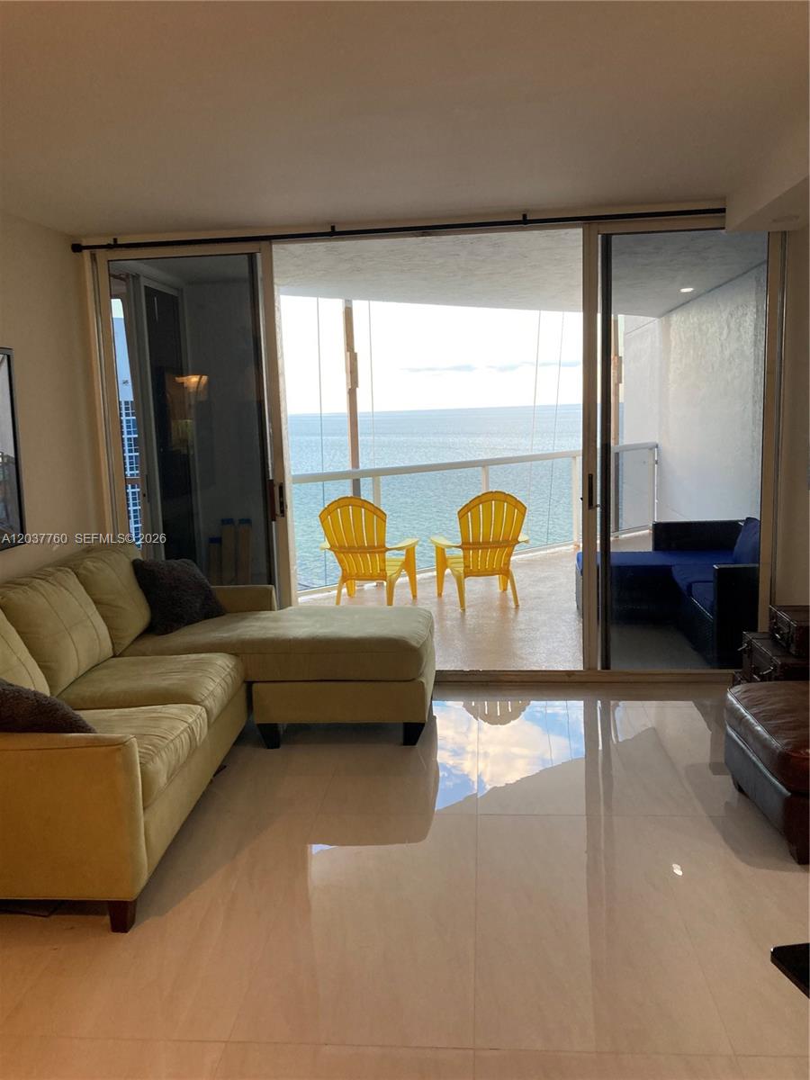 6767 Collins Avenue 1701, Miami Beach, FL 33141, Miami Beach