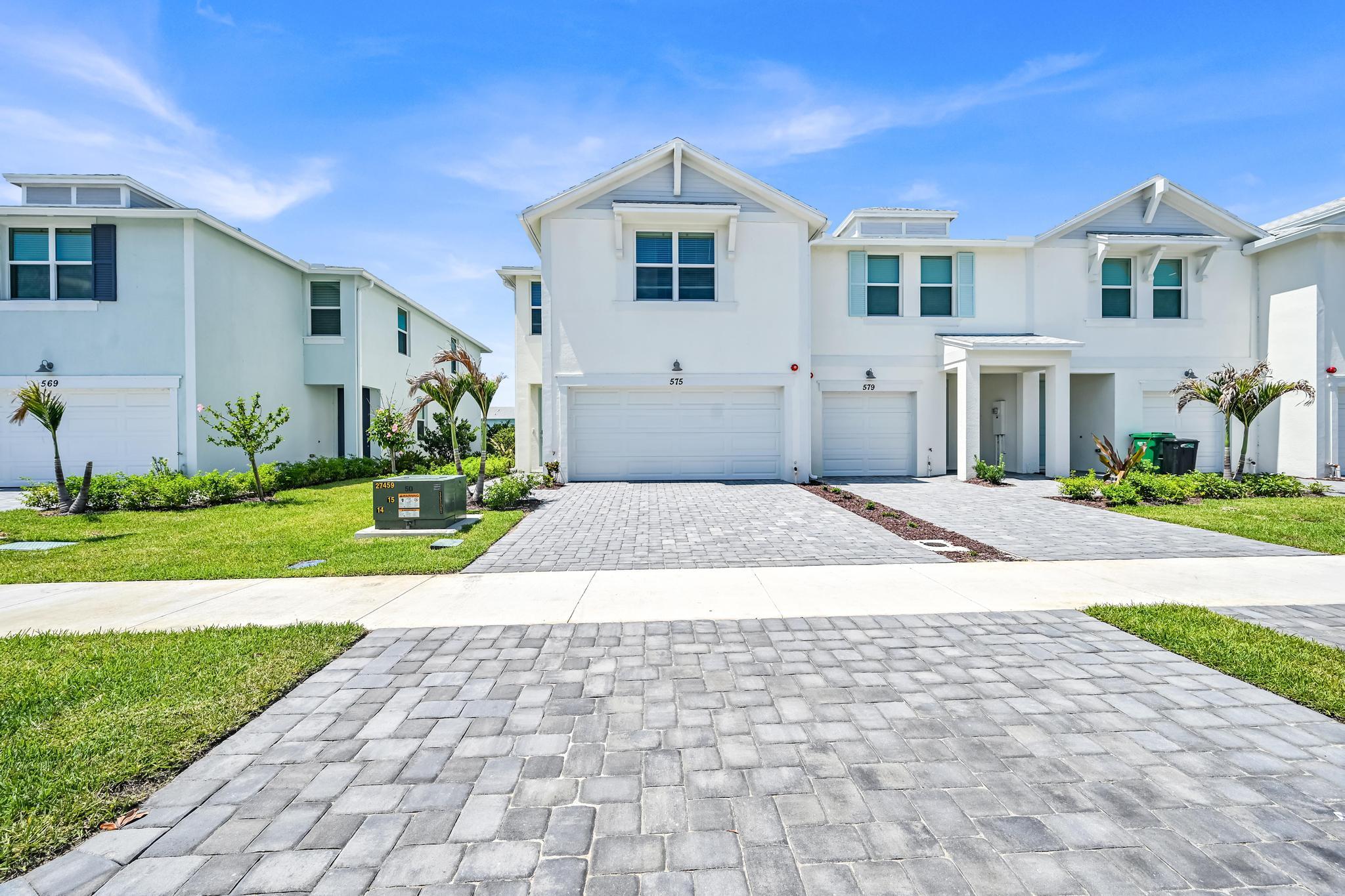 575 Salisbury Circle, Fort Pierce, FL 34982