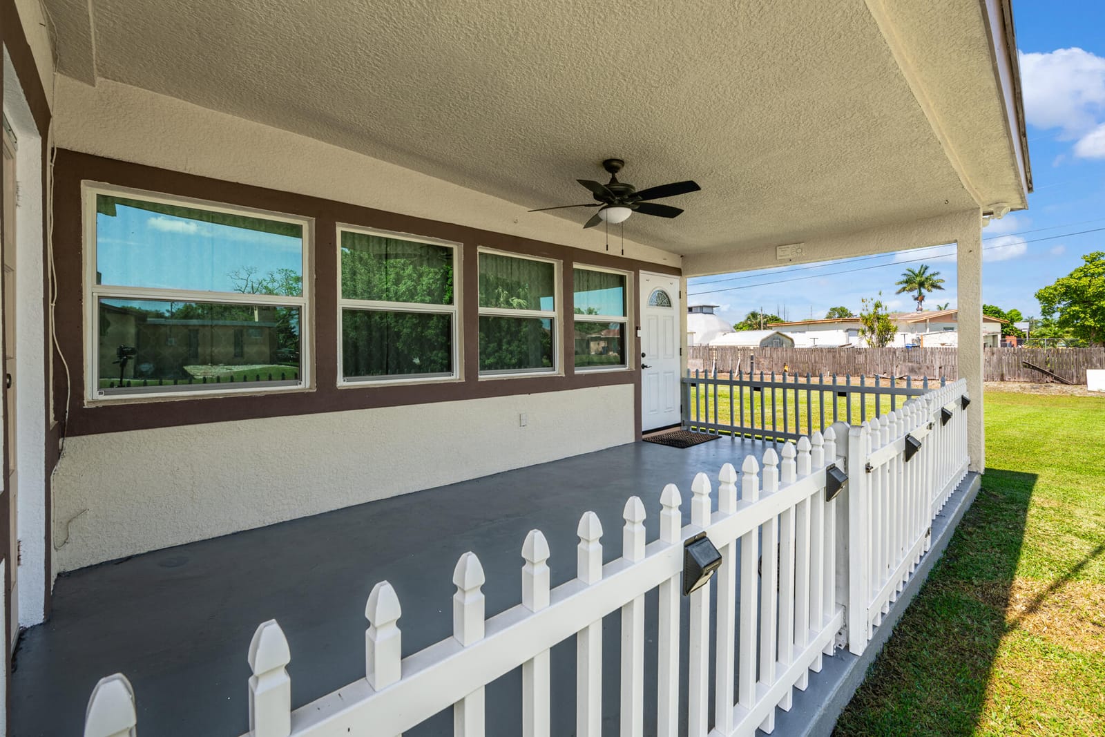 410 SE 4th Avenue, South Bay, FL 33493 photo 17