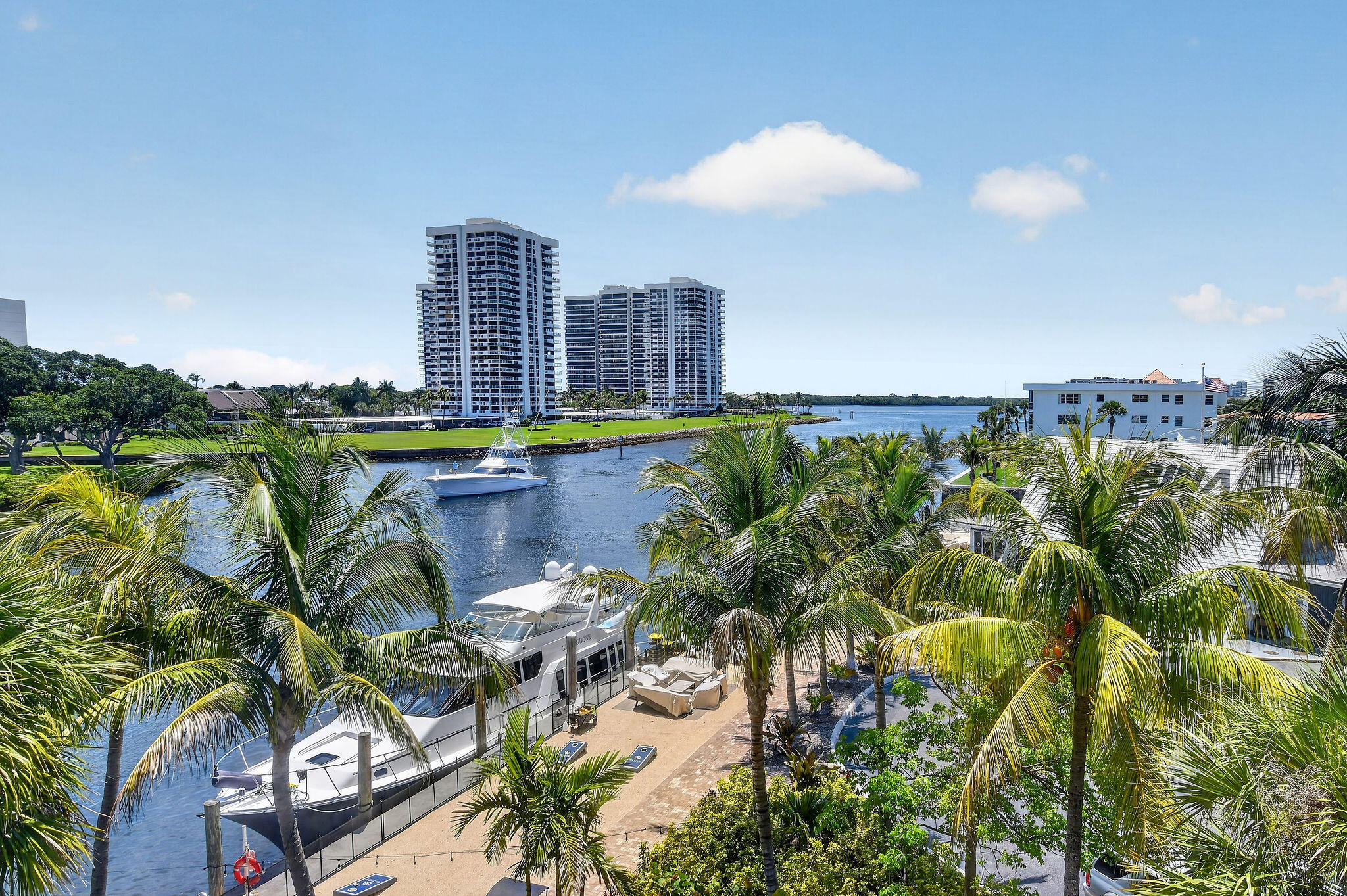 1036 Us Highway 1 324, North Palm Beach, FL 33408, North Palm Beach