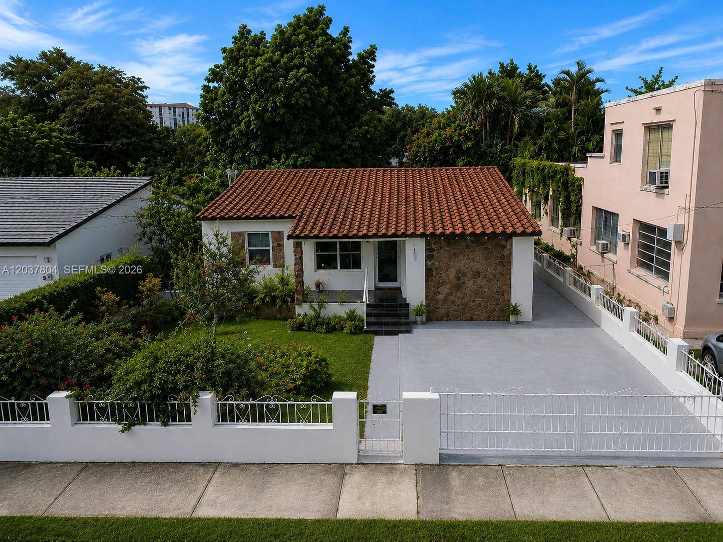 4240 SW 14th Street, Miami, FL 33134, Miami