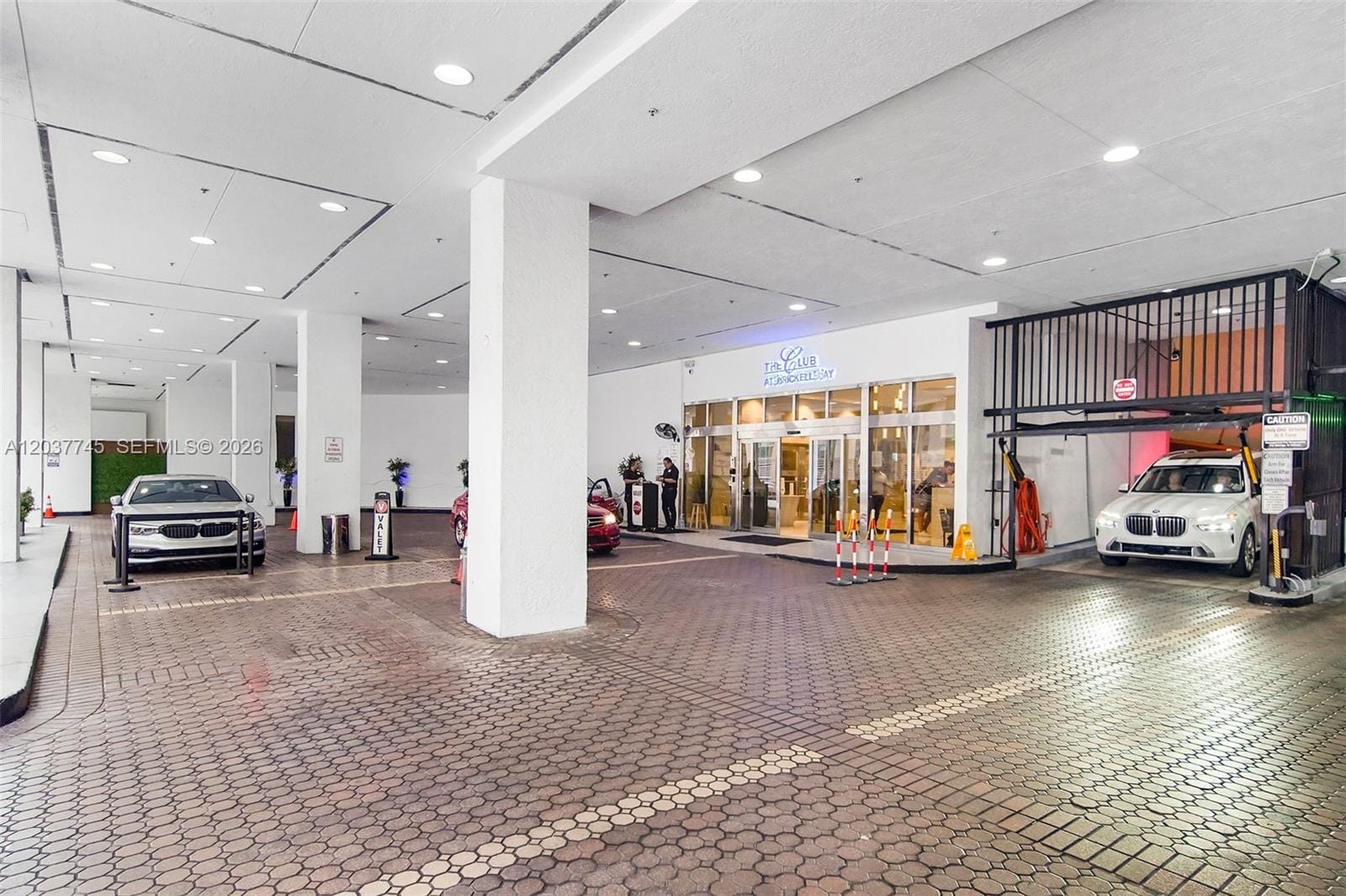 1200 Brickell Bay Drive 3714, Miami, FL 33131 photo 25