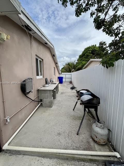 7461 Douglas Street, Hollywood, FL 33024 photo 22