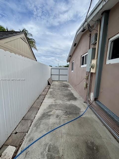 7461 Douglas Street, Hollywood, FL 33024 photo 24