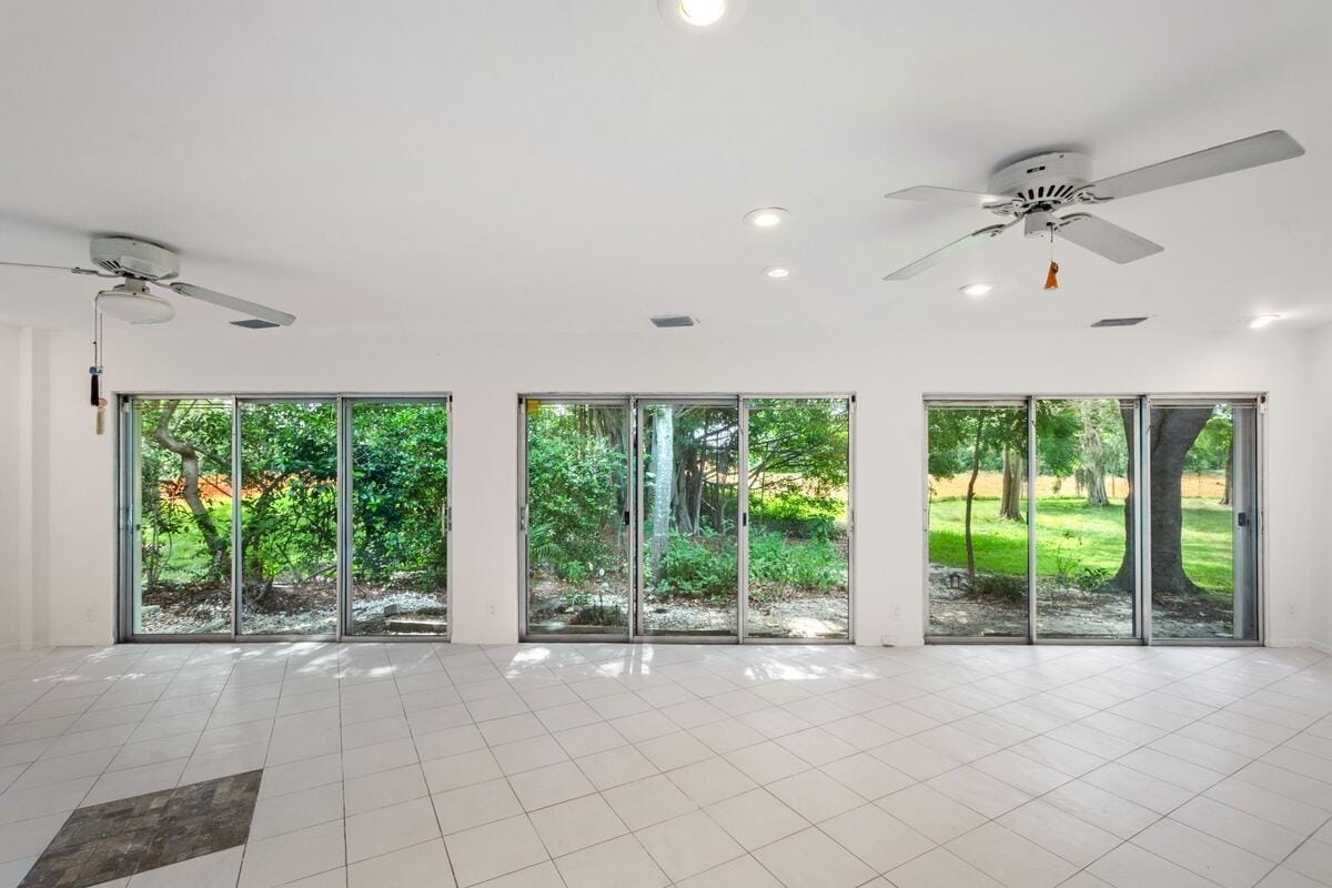 4704 Queen Palm Lane, Tamarac, FL 33319 photo 22