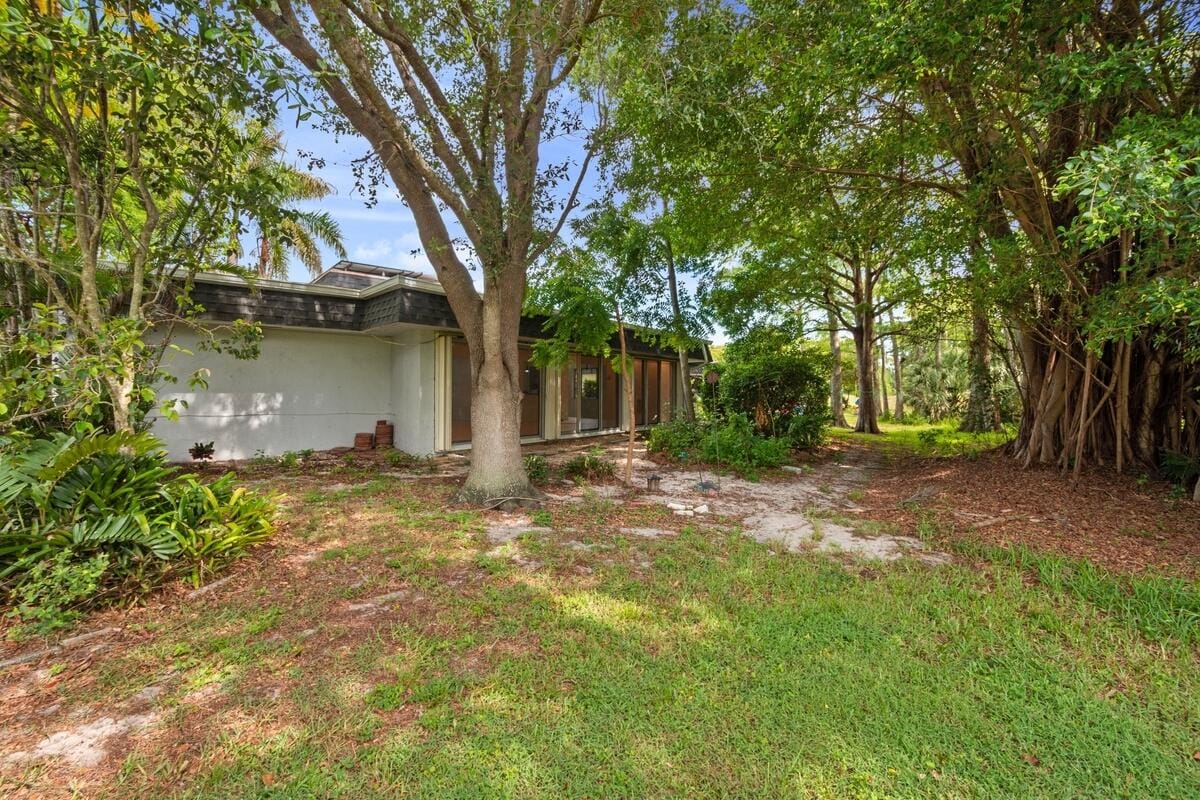 4704 Queen Palm Lane, Tamarac, FL 33319 photo 24