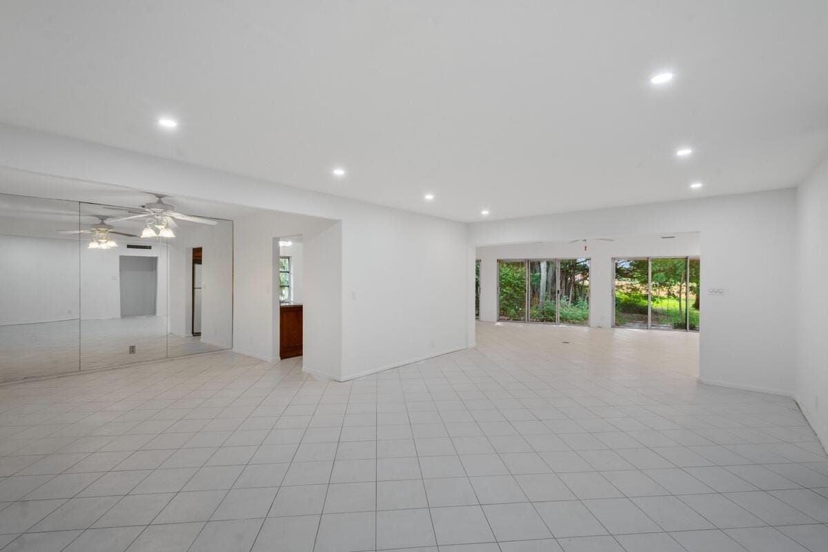 4704 Queen Palm Lane, Tamarac, FL 33319 photo 5