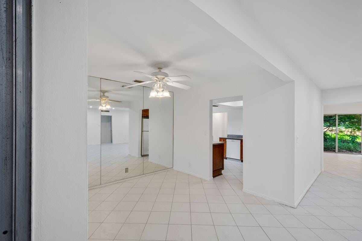 4704 Queen Palm Lane, Tamarac, FL 33319 photo 9