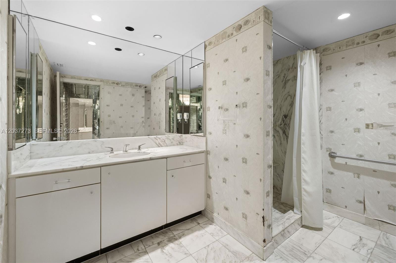 5500 Collins Avenue 1401, Miami Beach, FL 33140 photo 18