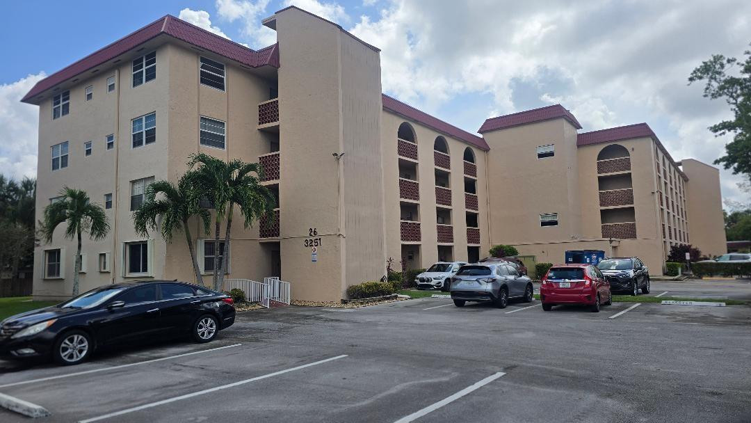 3251 Holiday Springs Boulevard 302, Margate, FL 33063, Margate