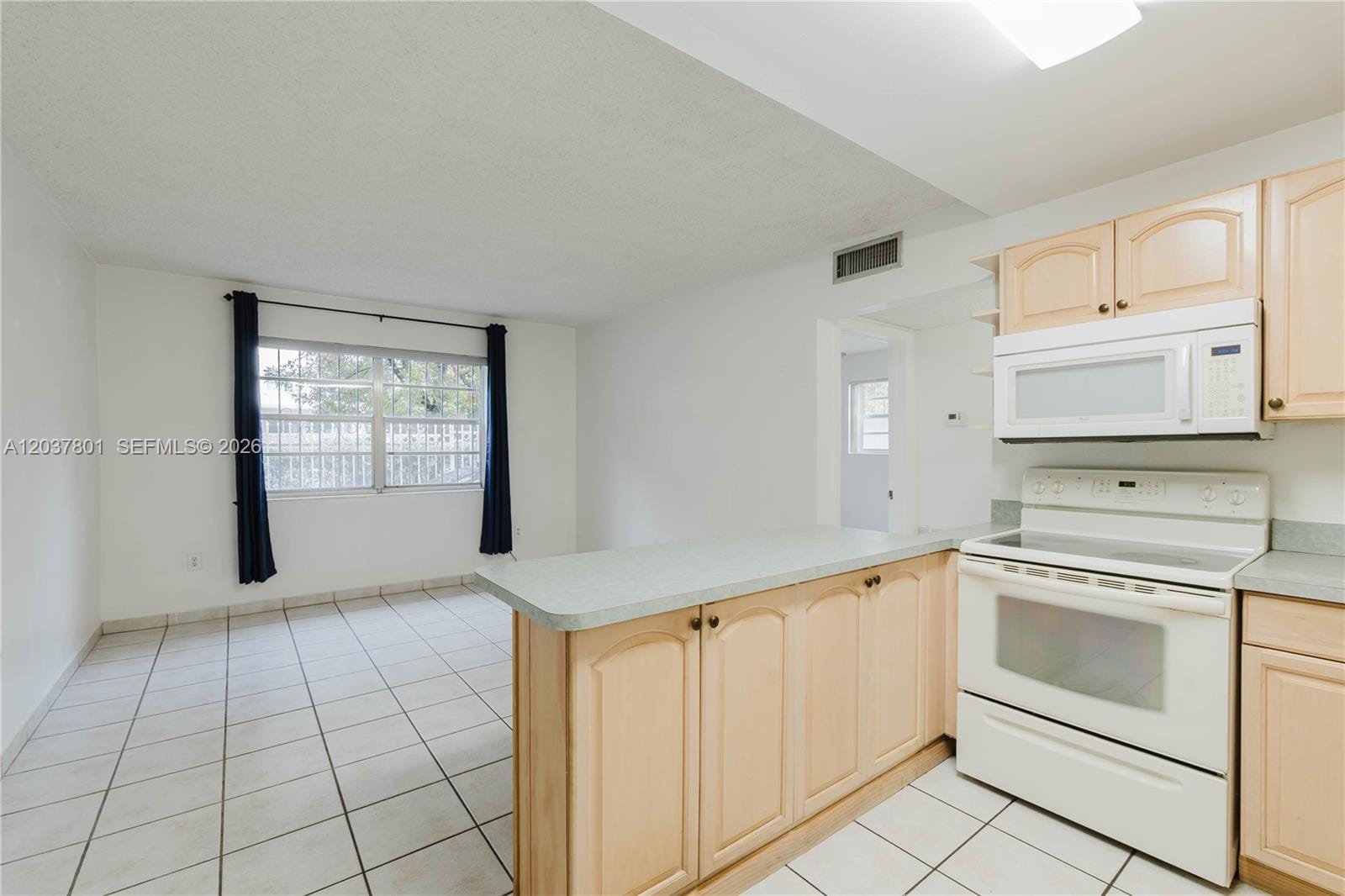 747 NW 13th Avenue 3 — photo 2