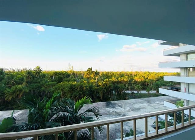 155 Ocean Lane Drive 504, Key Biscayne, FL 33149