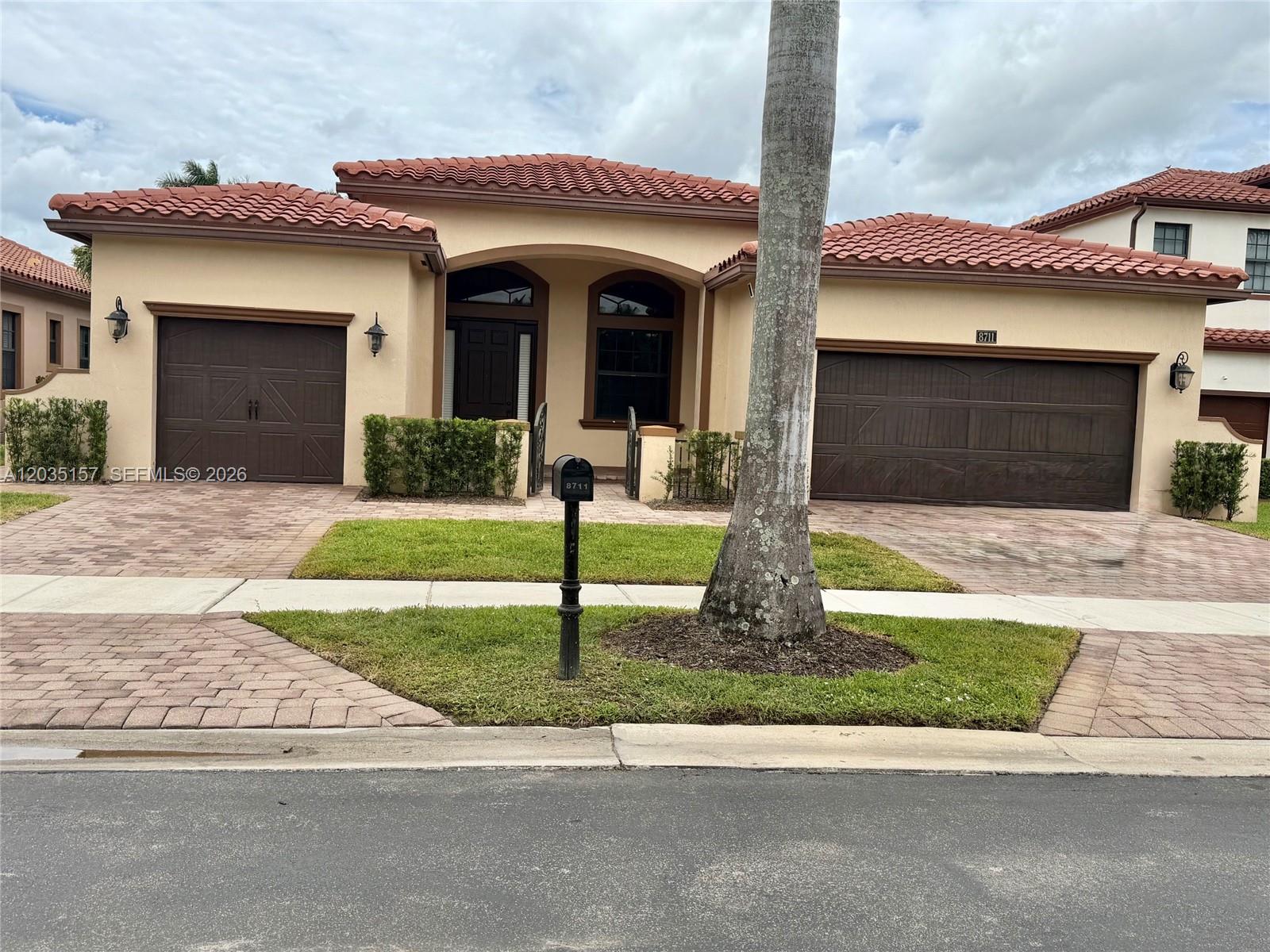8711 NW 41st Street, Cooper City, FL 33024, Cooper City