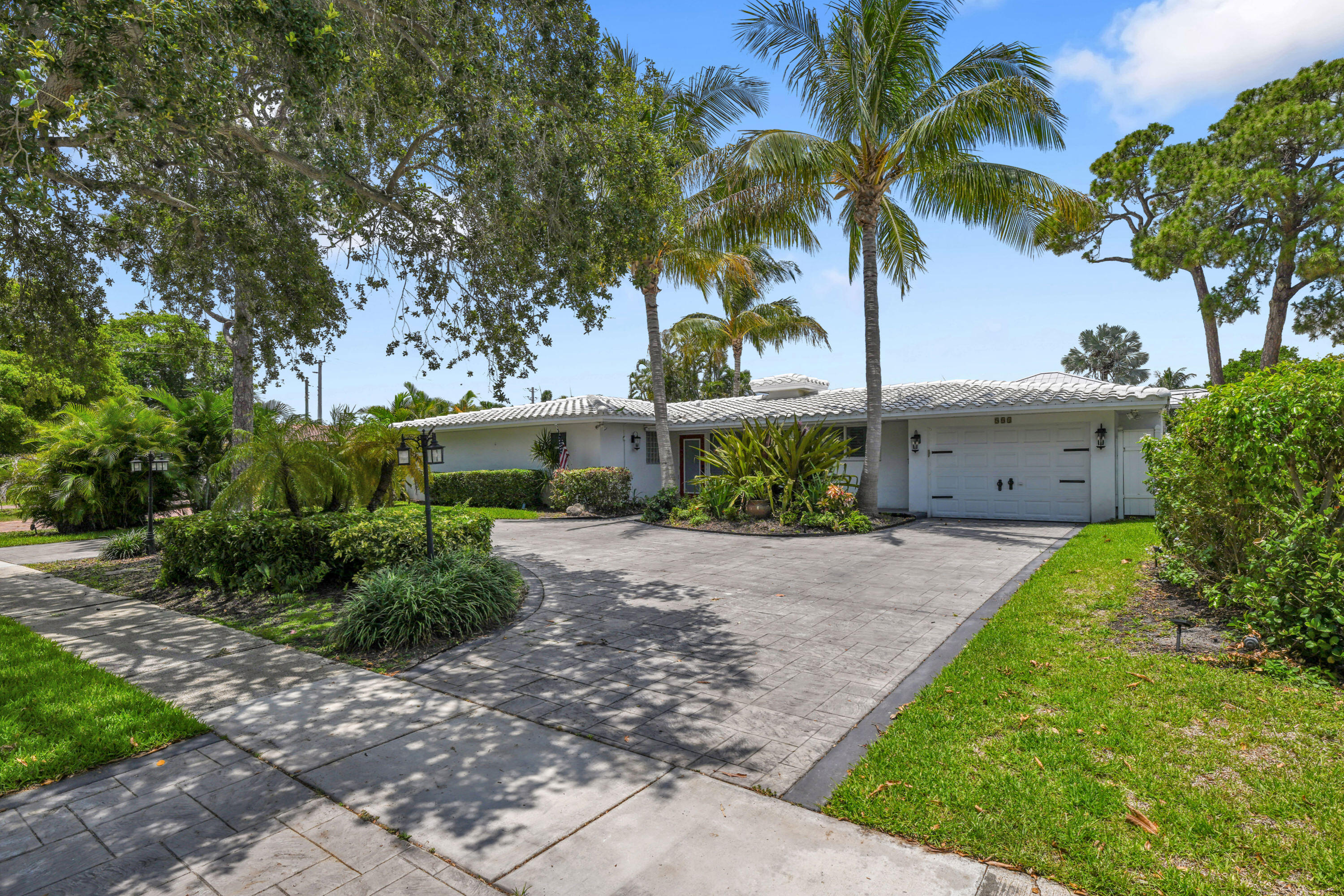 901 SE 12th Avenue, Deerfield Beach, FL 33441, Deerfield Beach