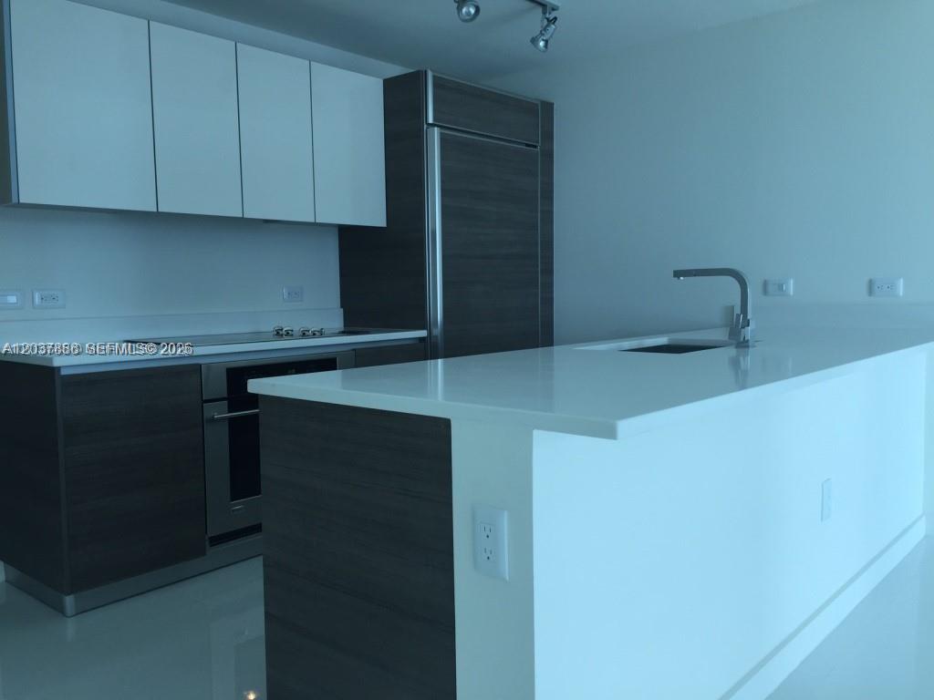 1100 S Miami Avenue 3811, Miami, FL 33130, Miami