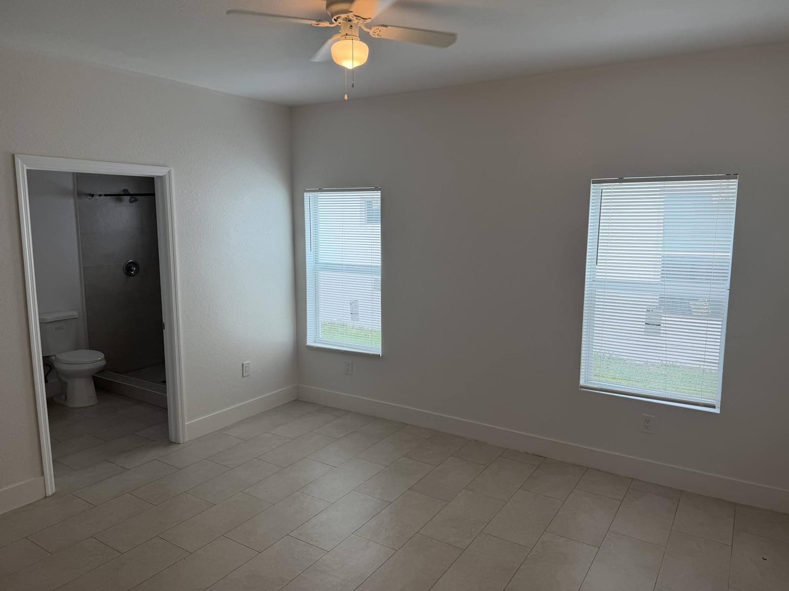 2604 NW 20th Street — photo 4