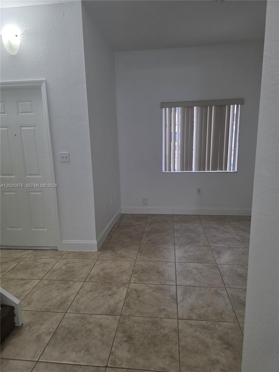 7477 NW 181 — photo 5
