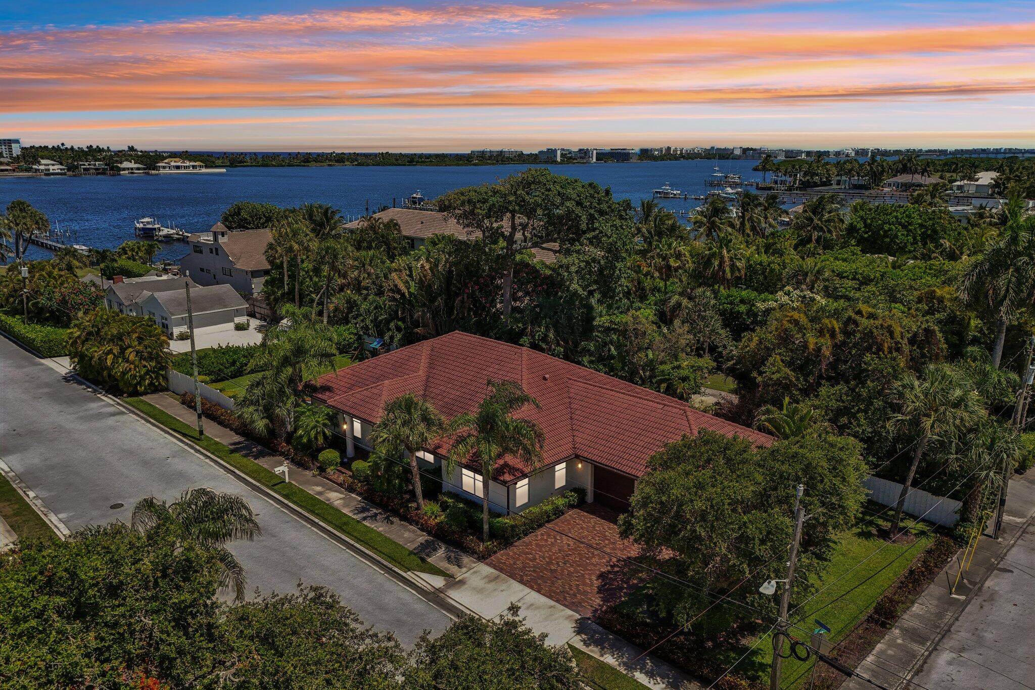 15 Wellesley Drive, Lake Worth Beach, FL 33460, Lake Worth Beach