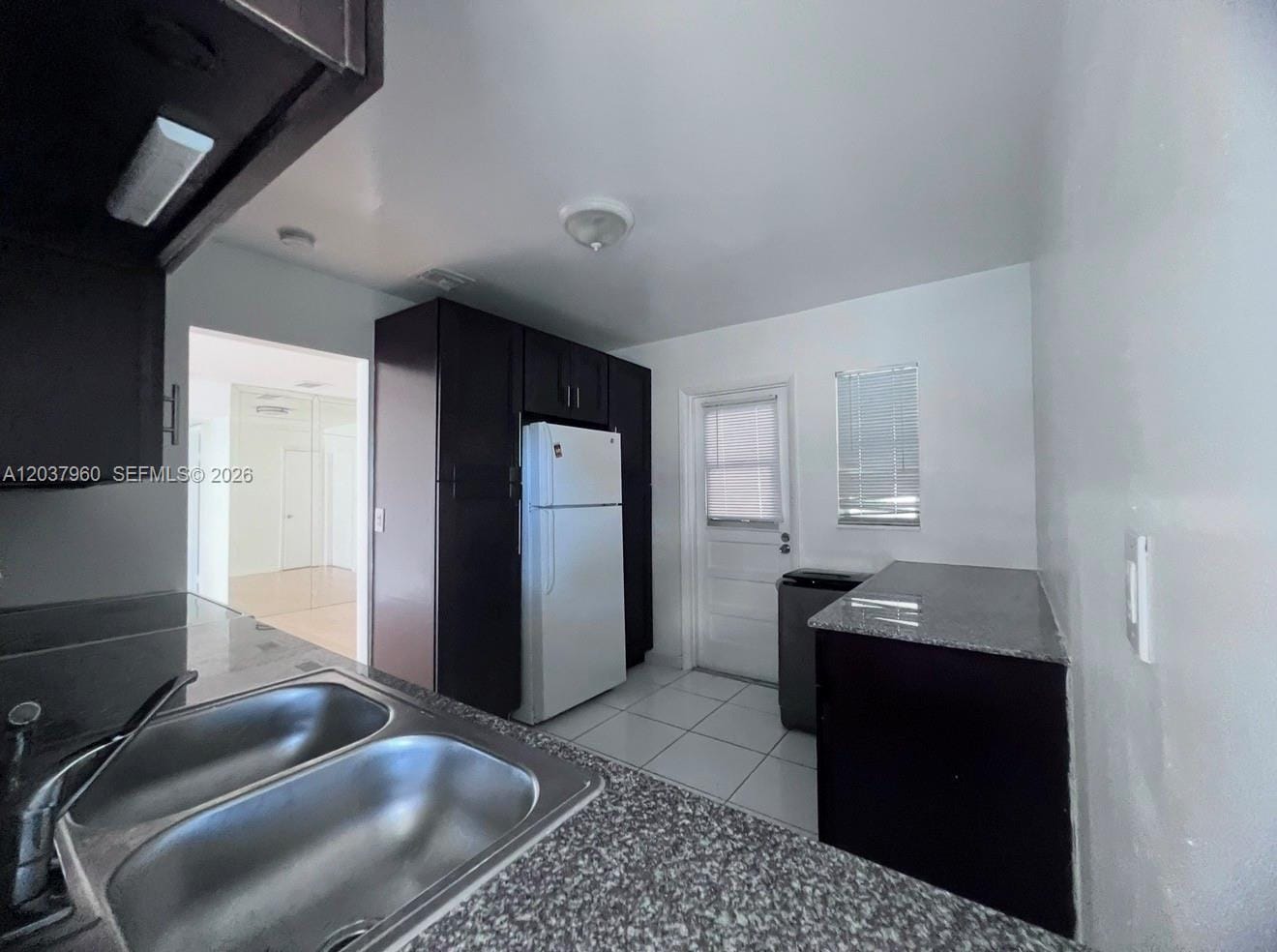 2430 SW 81st Avenue 408 — photo 7