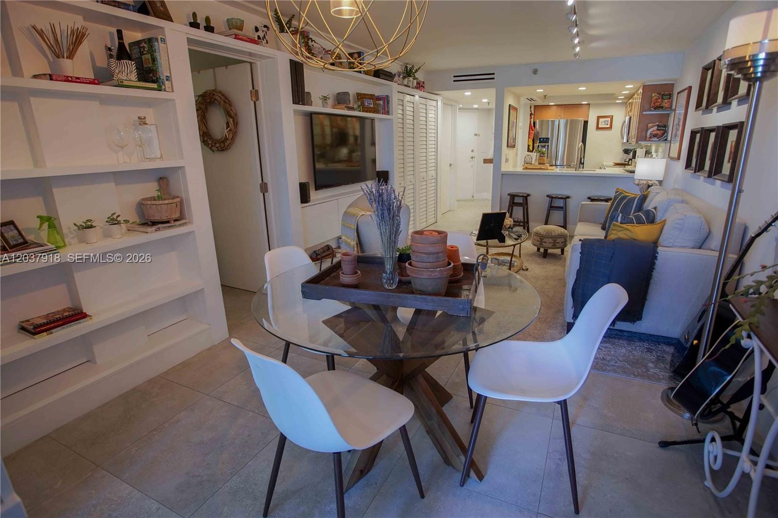 5880 Collins Avenue 302 — photo 10