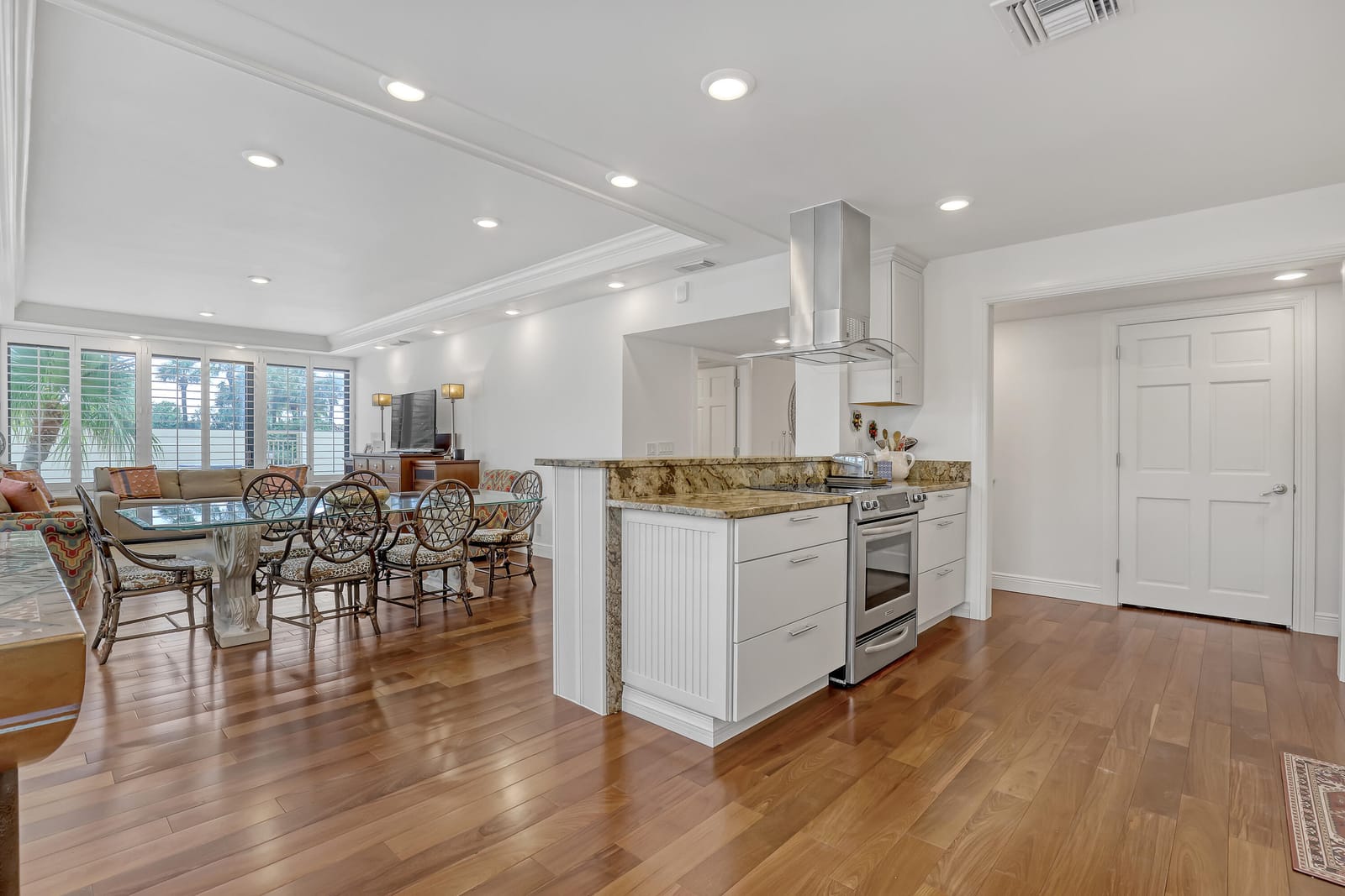 3400 N Ocean Drive 101, Singer Island, FL 33404 photo 6