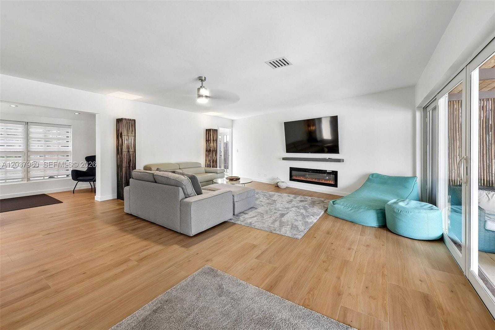 2100 NE 24th Street, Wilton Manors, FL 33305 photo 19
