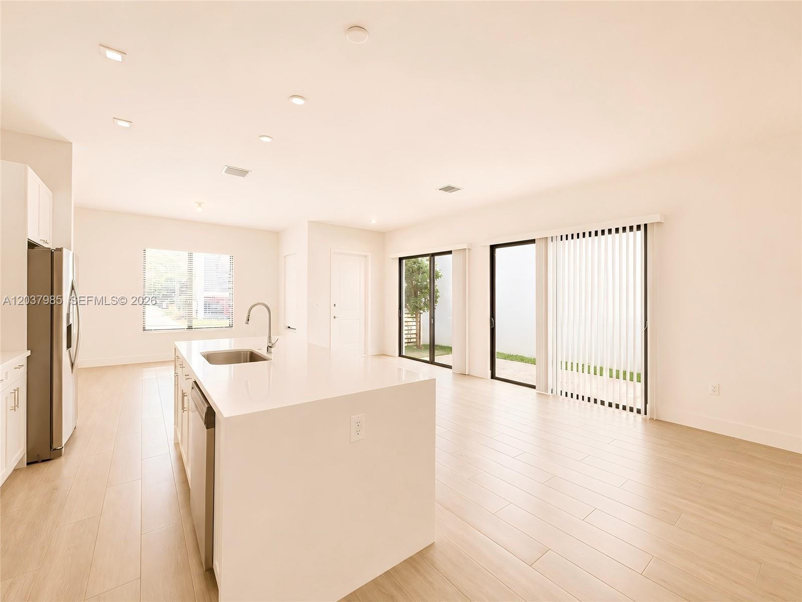 8185 NW 42nd Street 8185, Doral, FL 33166, Doral