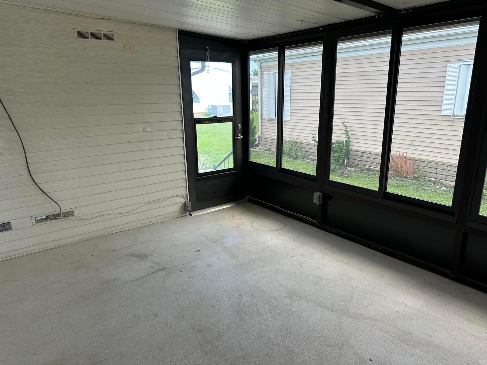 527 Tropical Isles Circle F-30 — photo 4
