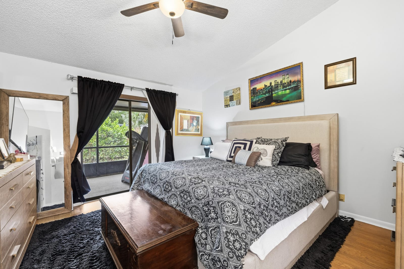 10933 Stafford Circle S — photo 7