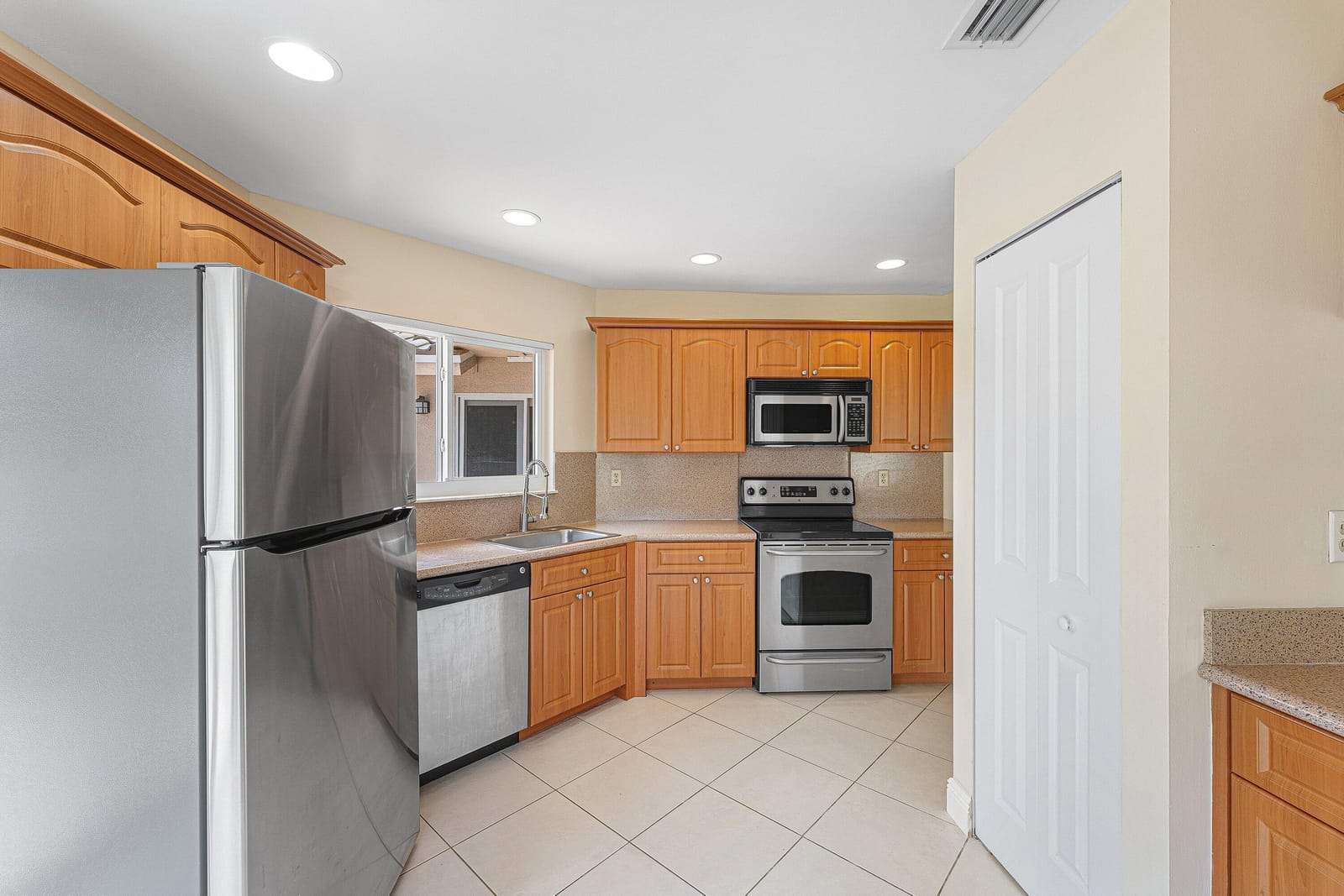 6290 Sweet Maple Lane, Boca Raton, FL 33433 photo 11