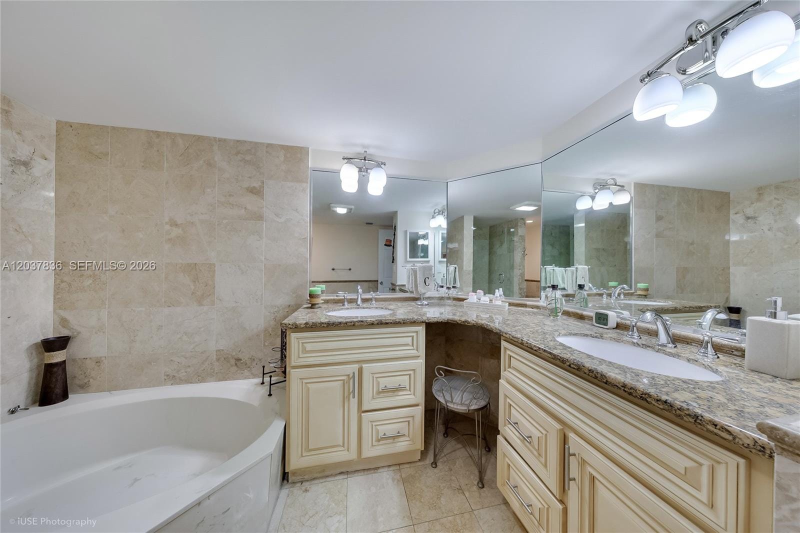 20308 NE 34th Court 38, Aventura, FL 33180 photo 21