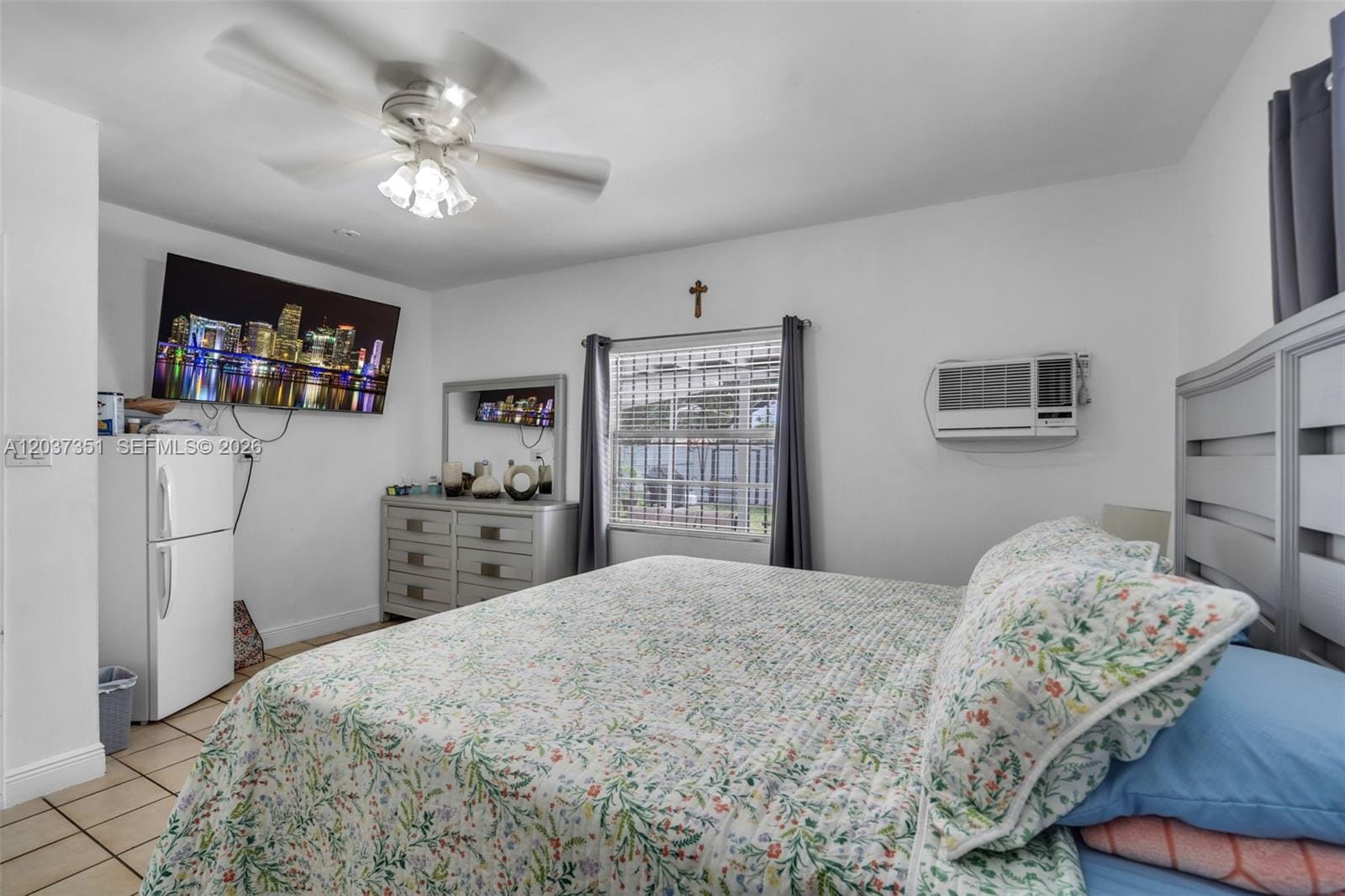 2355 SW 1st Street, Miami, FL 33135 photo 15