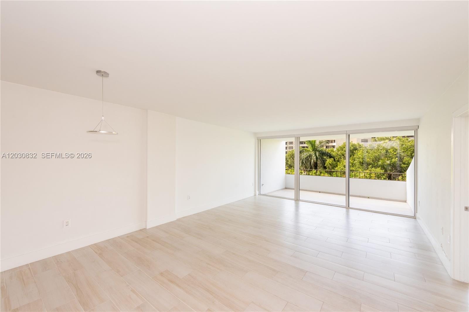 155 Ocean Lane Drive 403, Key Biscayne, FL 33149 photo 2