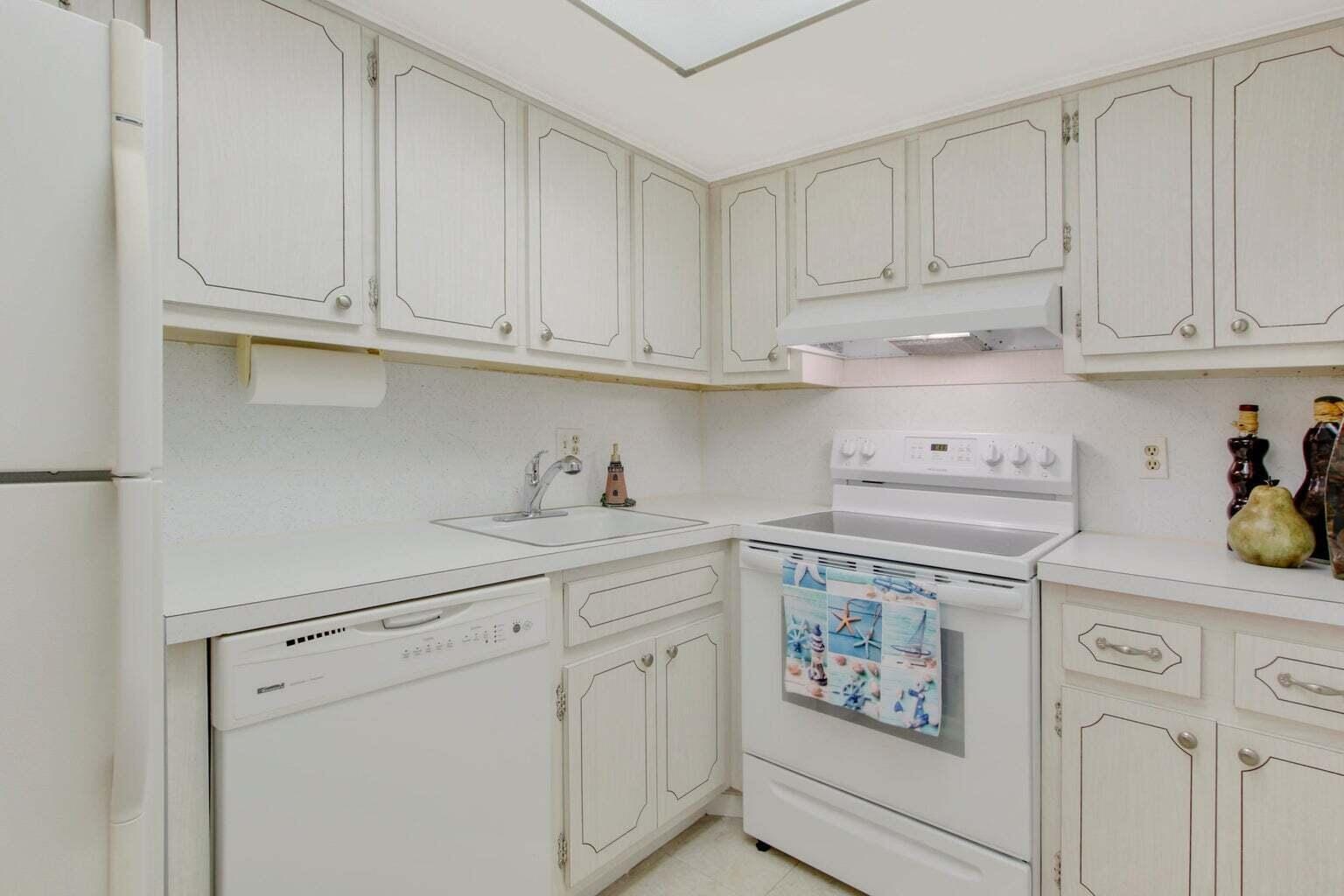 120 Lehane Terrace 109, North Palm Beach, FL 33408 photo 15