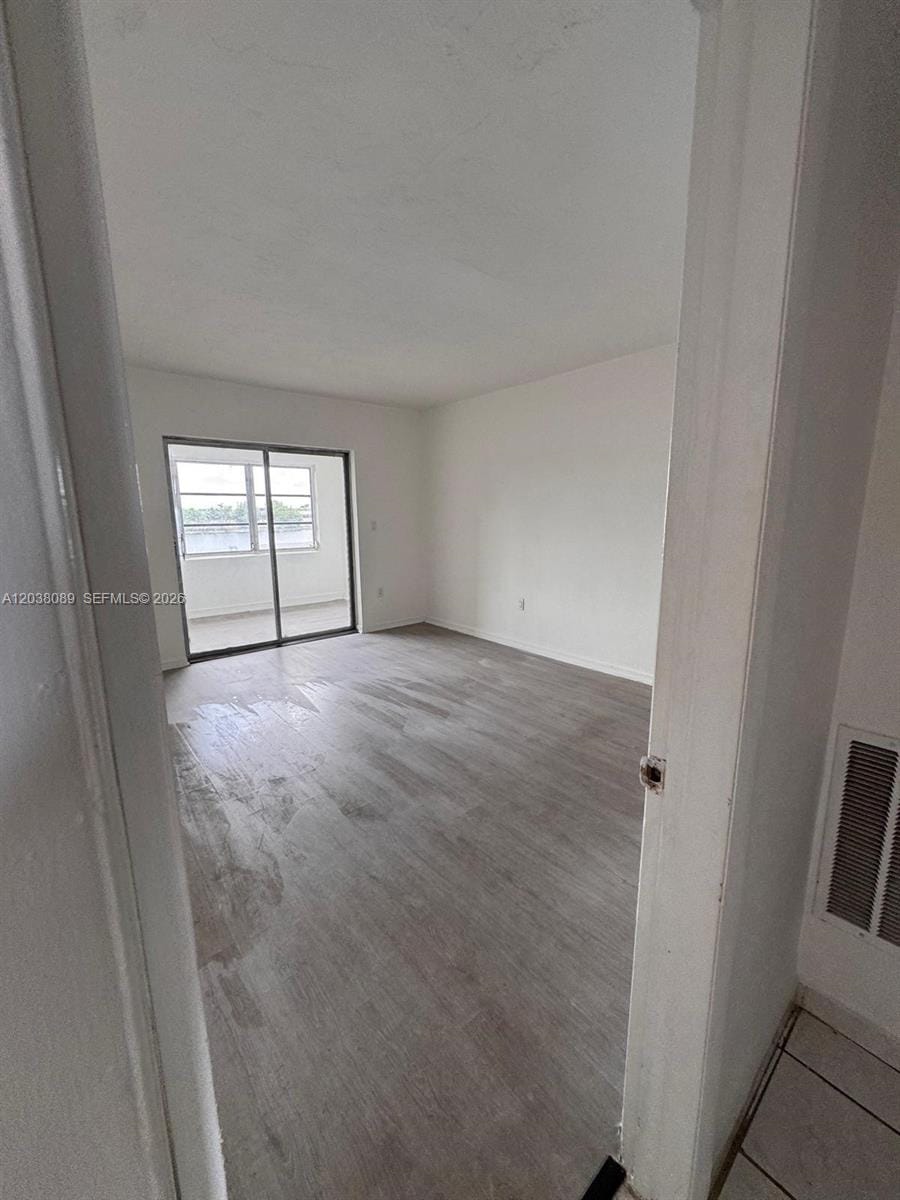 18700 NE 3rd Court 626 — photo 5