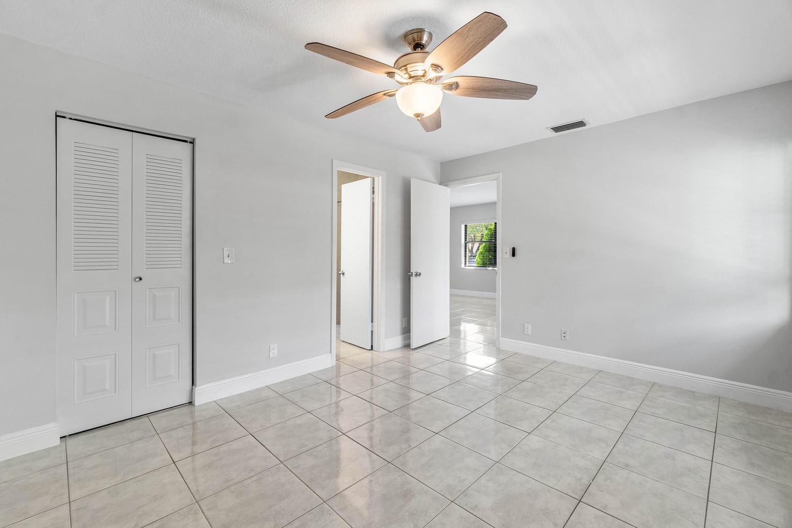 5162 Tennis Lane, Delray Beach, FL 33484 photo 11