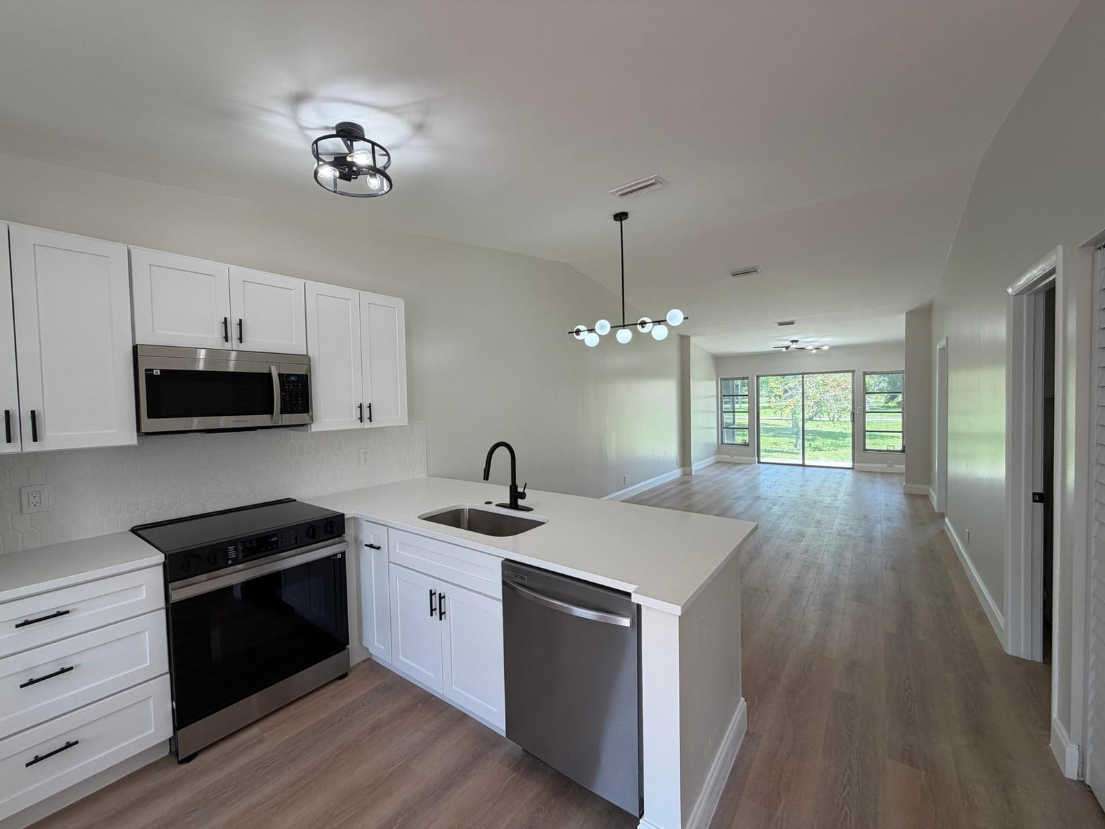 18720 Schooner Drive — photo 3
