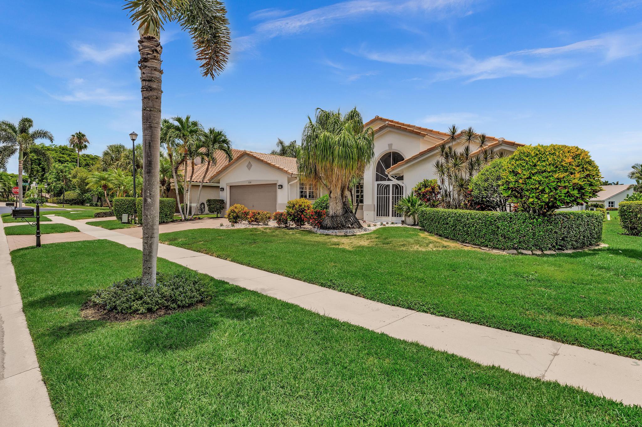 12316 Lakeridge Falls Drive — photo 2
