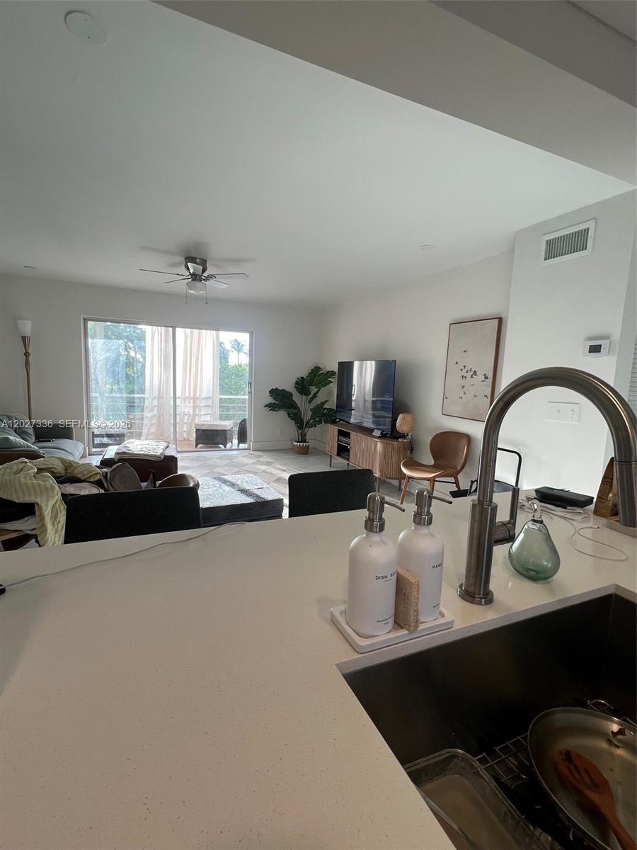 1000 NE 14th Avenue 408, Hallandale Beach, FL 33009, Hallandale Beach