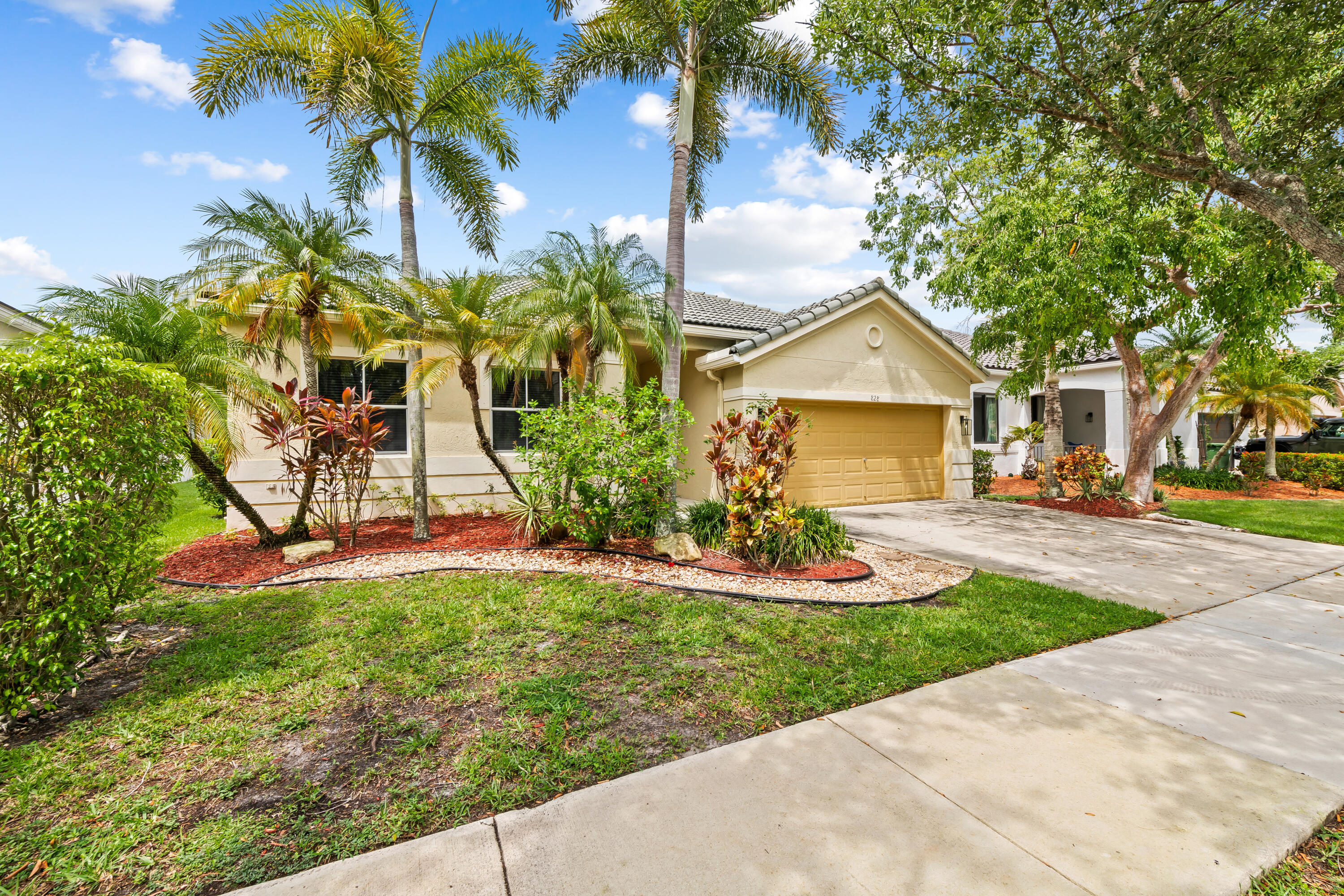 828 Vanda Terrace, Weston, FL 33327, Weston