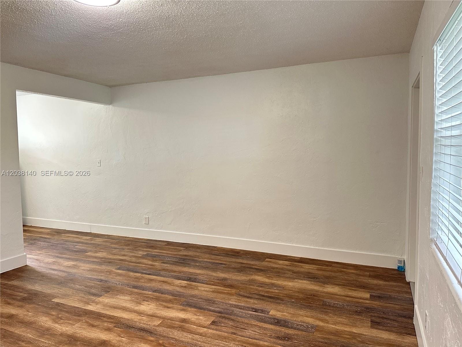 1821 Thomas Street 2 — photo 11