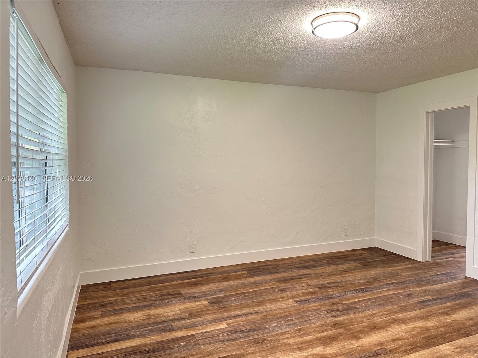 1821 Thomas Street 2 — photo 7