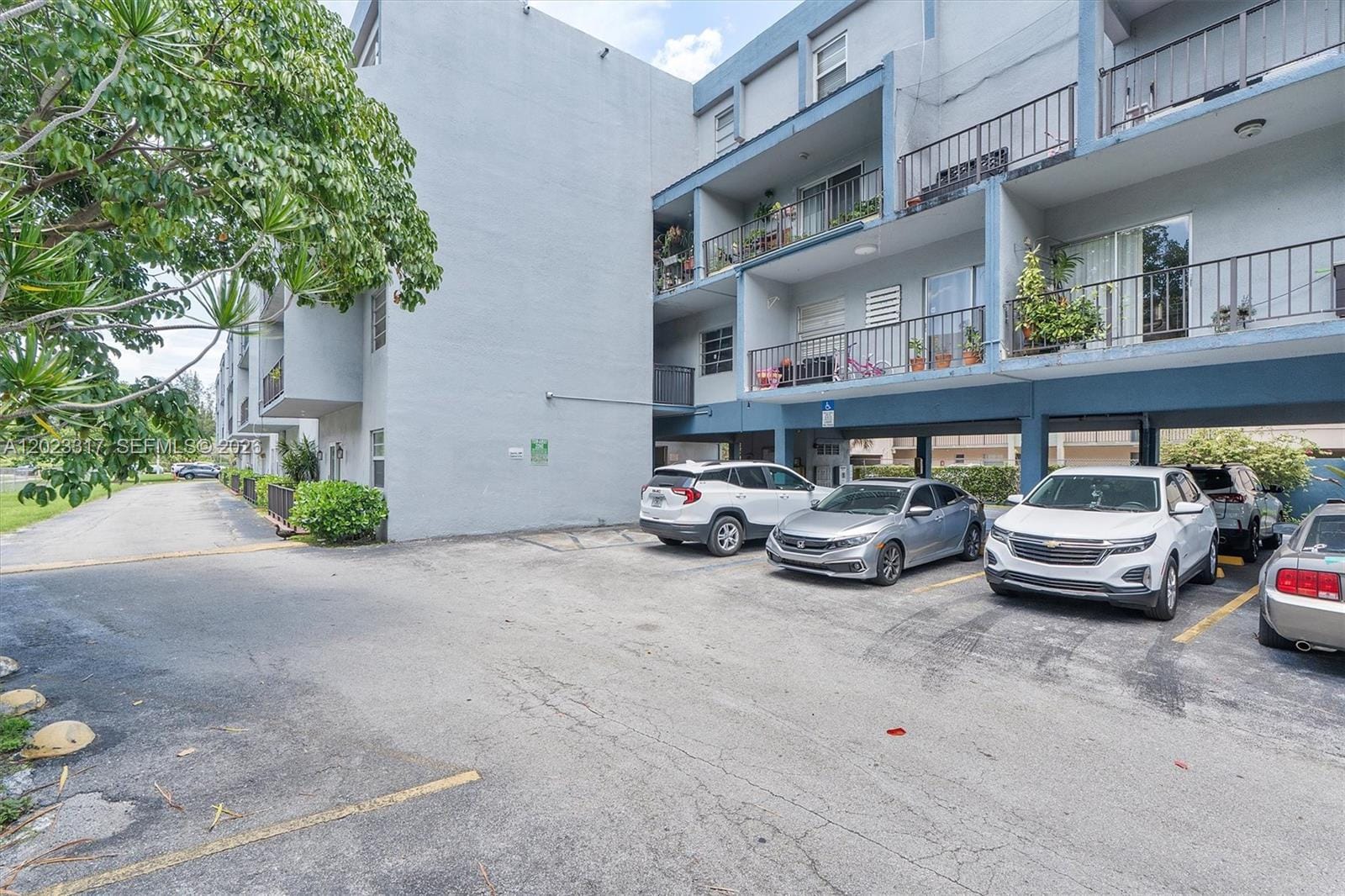 399 NW 72nd Avenue 104, Miami, FL 33126 photo 5