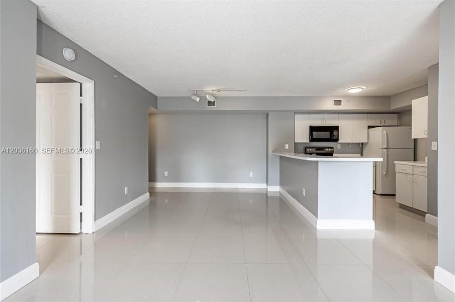 2600 S University Drive 124 — photo 2