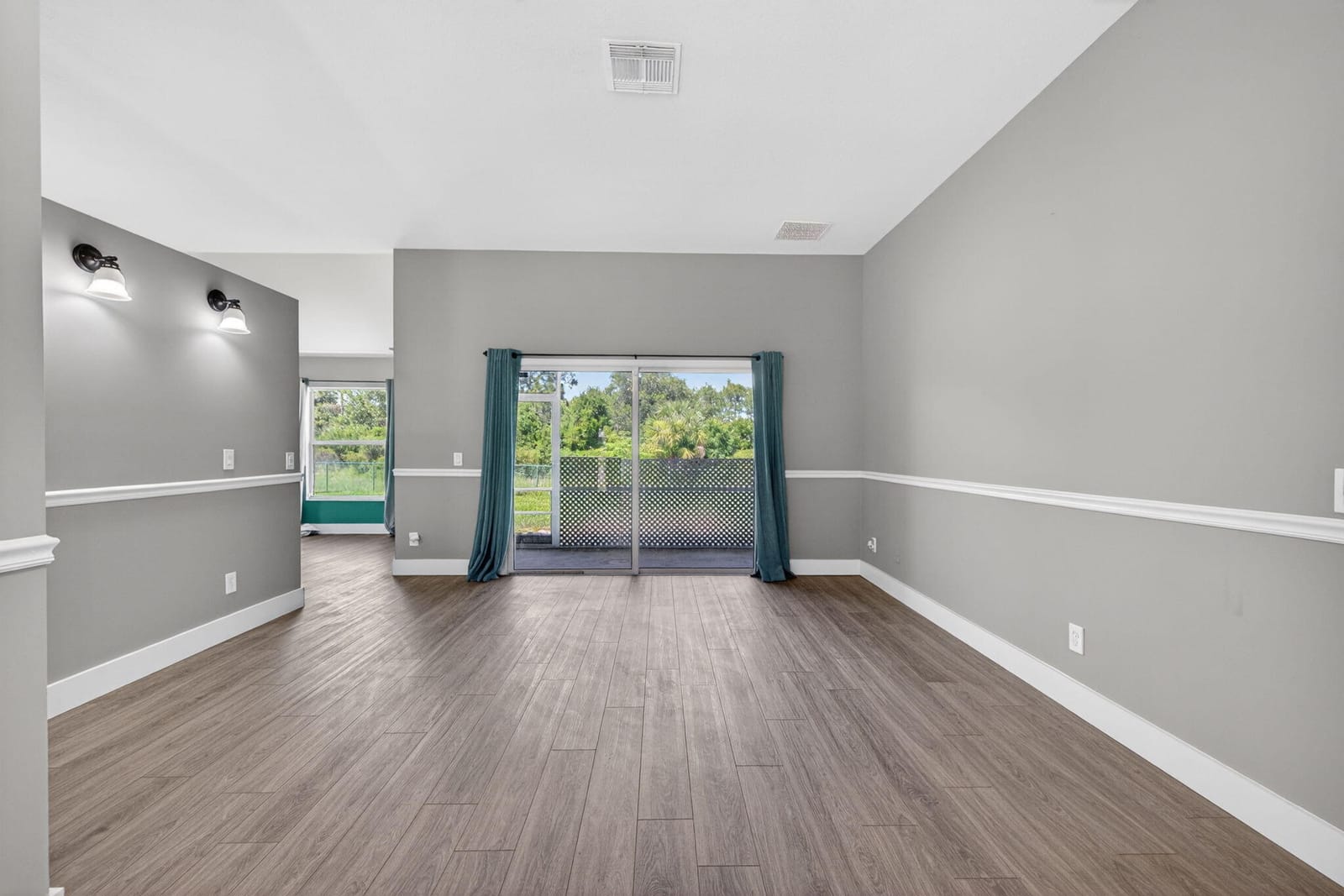 2801 SW Kasson Court — photo 4