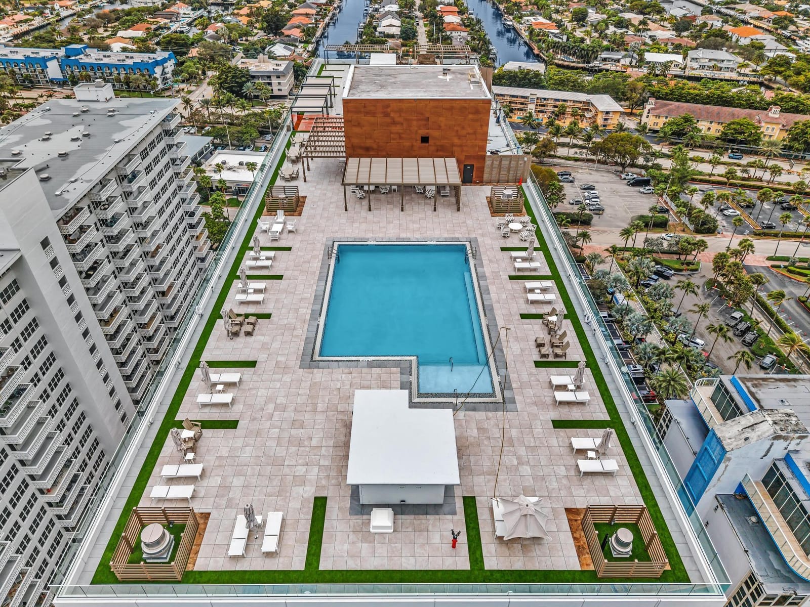 4020 Galt Ocean Drive 703 — photo 2
