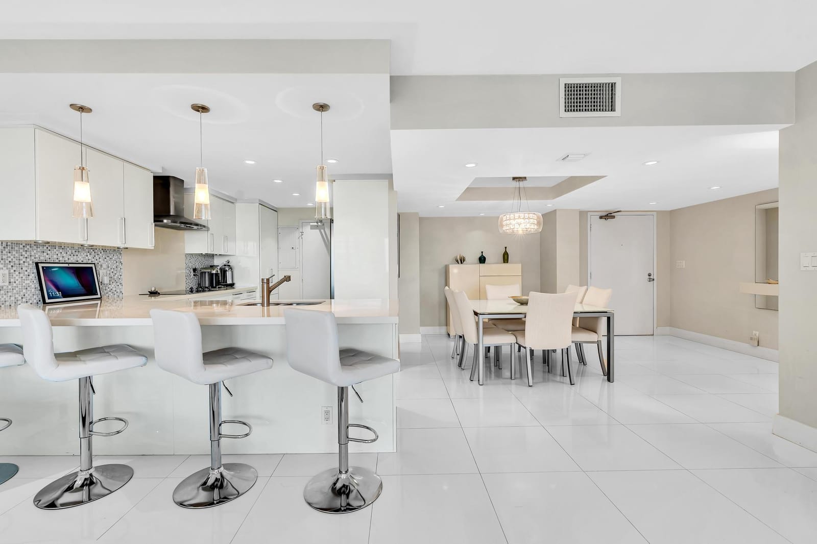 4020 Galt Ocean Drive 703 — photo 12