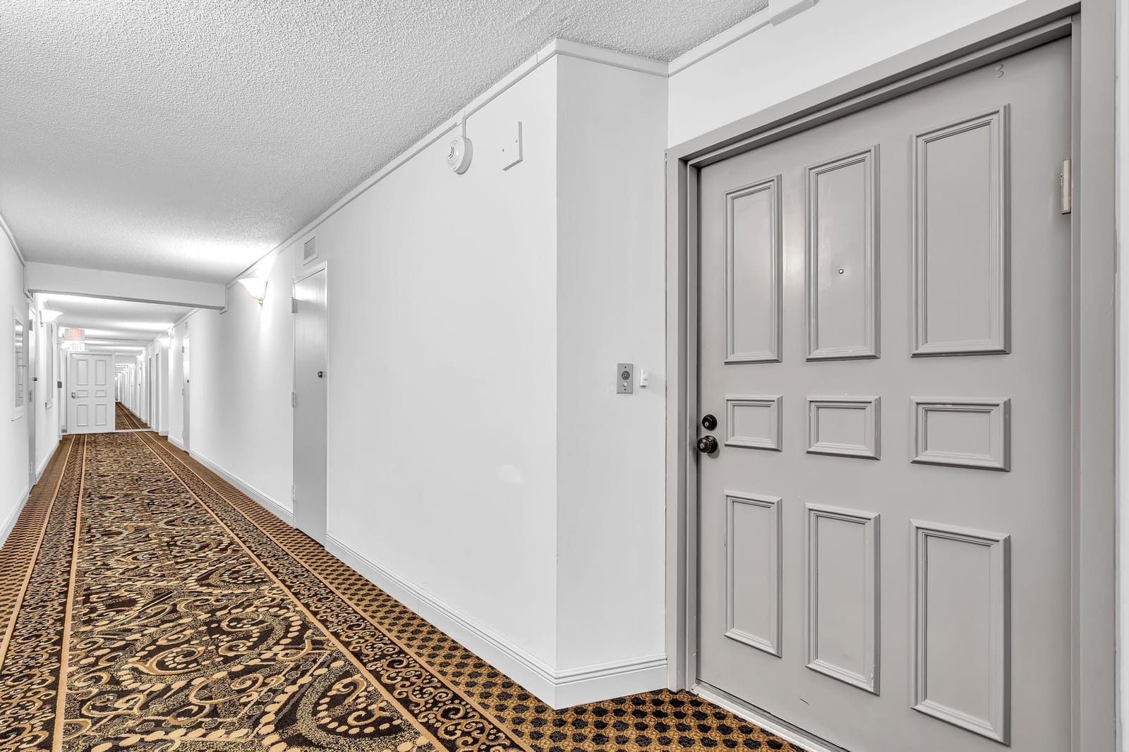 4020 Galt Ocean Drive 703 — photo 6